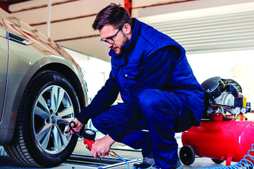 Roll Through Summer Safely: 7 tips for safe seasonal driving