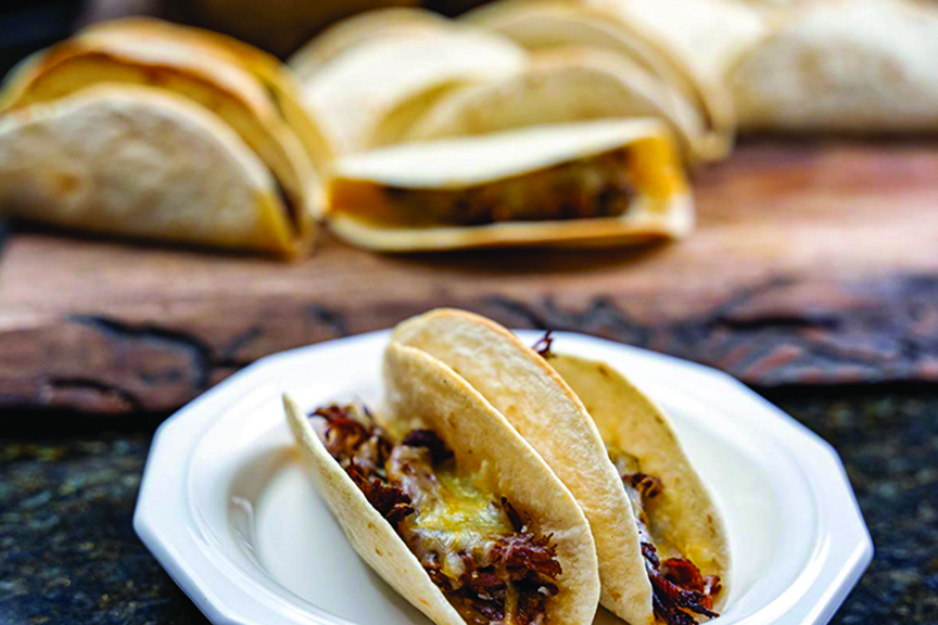 Two tacos on a plate